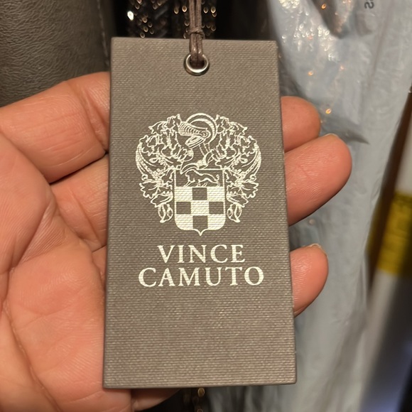 Macy’s wardrobe Sell Off - Picture 3 of 3